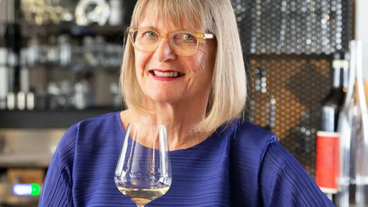 Jancis Robinson destaca a  Barbadillo por su nueva apuesta  por los vinos blancos del Marco de Jerez